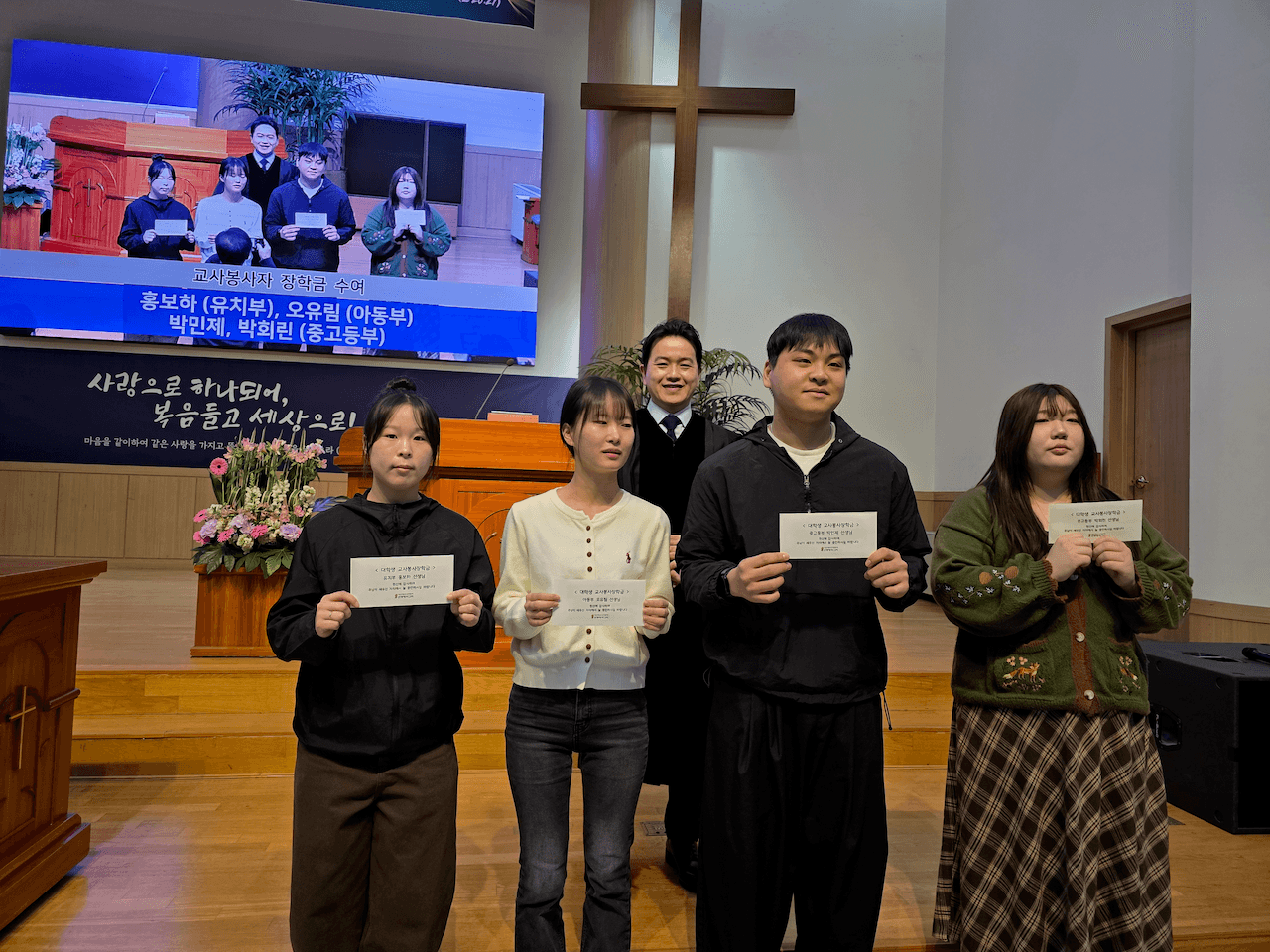 사진 4